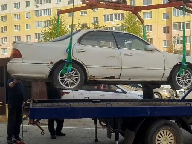 В Ульяновске эвакуировали 35 брошенных автомобилей