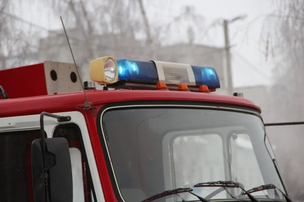 Пожар в Мокром Кусте: женщину спасли и госпитализировали