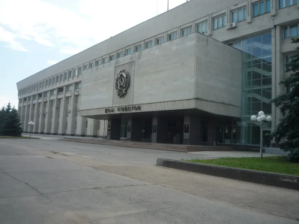 Экс-министру Додину грозит исключение из ульяновского Избиркома
