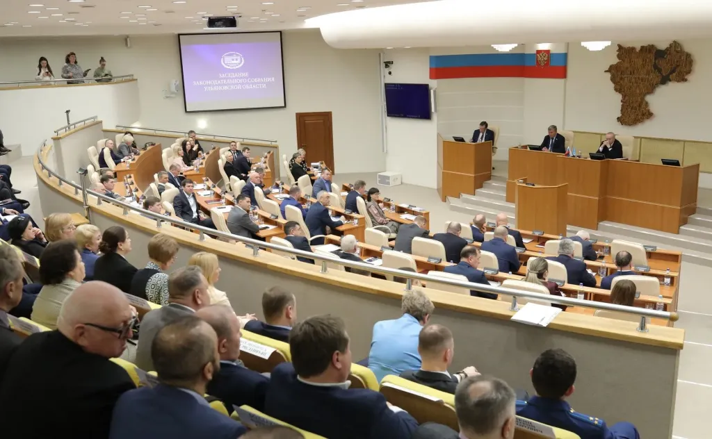 Мандаты Бута и Камеко в заксобрании получат Чичнёв и Маринин